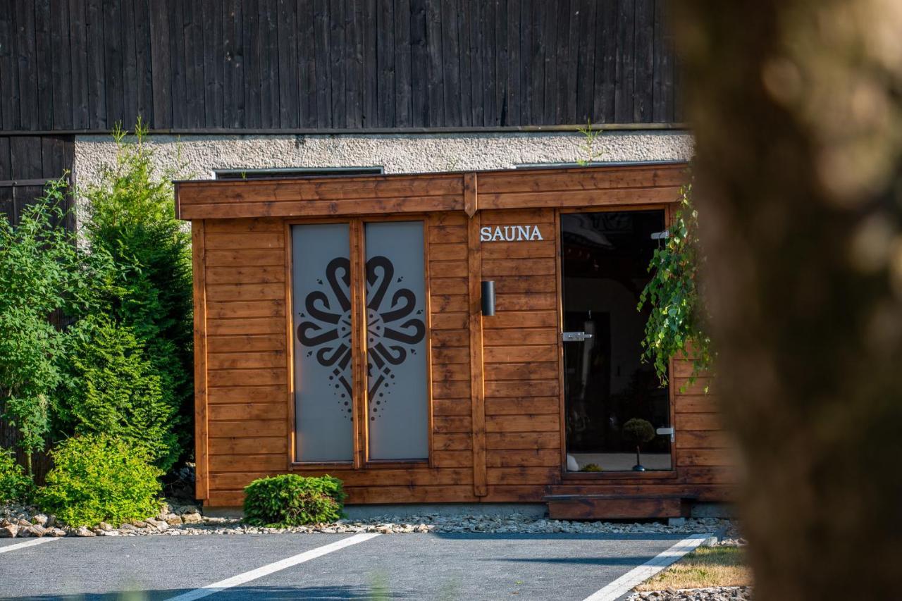 Grand Tatry - Miejsce Na Wyjatkowy Pobyt Dla Ciebie I Twojej Rodziny! - Sauna I Jacuzzi Wliczone W Cene Pobytu -10 Minut Pieszo Od Term Bania Bialka Tatrzanska Luaran gambar