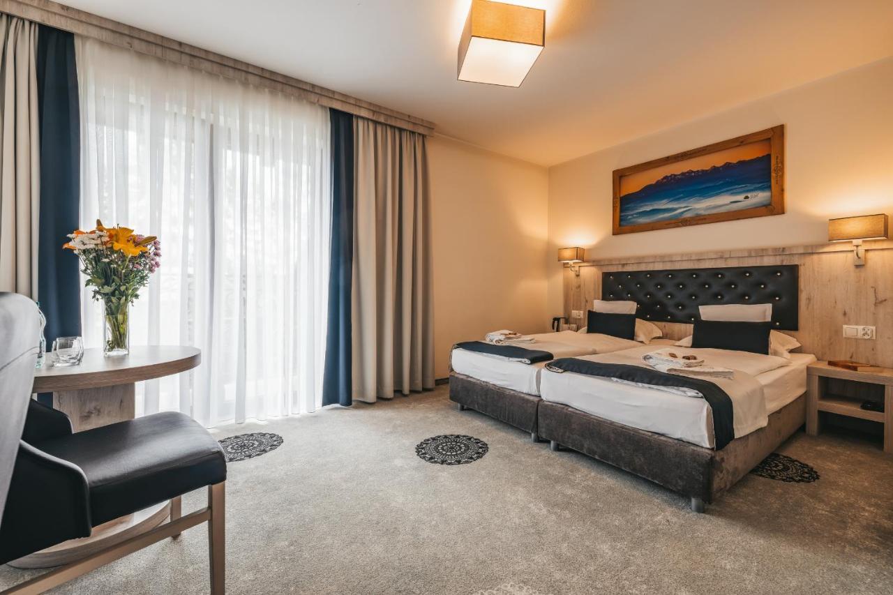 Grand Tatry - Miejsce Na Wyjatkowy Pobyt Dla Ciebie I Twojej Rodziny! - Sauna I Jacuzzi Wliczone W Cene Pobytu -10 Minut Pieszo Od Term Bania Bialka Tatrzanska Luaran gambar