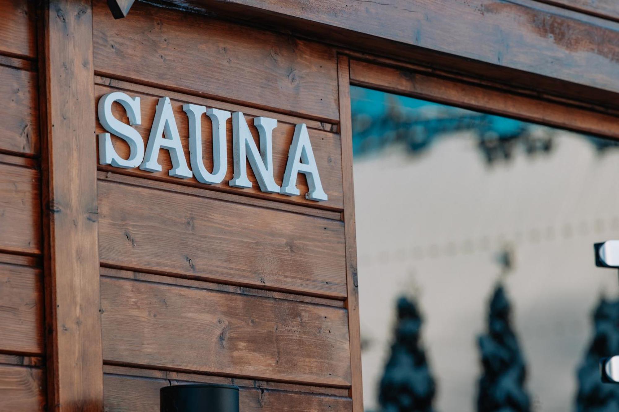 Grand Tatry - Miejsce Na Wyjatkowy Pobyt Dla Ciebie I Twojej Rodziny! - Sauna I Jacuzzi Wliczone W Cene Pobytu -10 Minut Pieszo Od Term Bania Bialka Tatrzanska Luaran gambar
